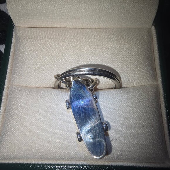 sterling silver skateboard keychain moving wheels - Picture 1 of 4